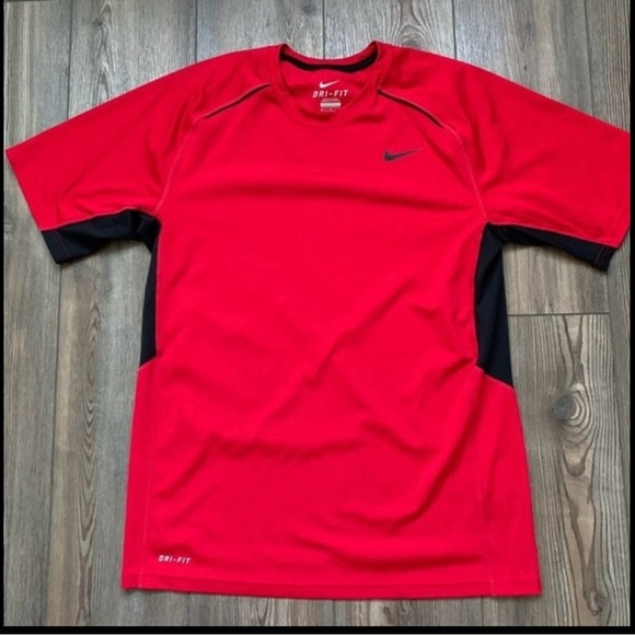 Nike Red and Black Sports Tee - Picture 1 of 4